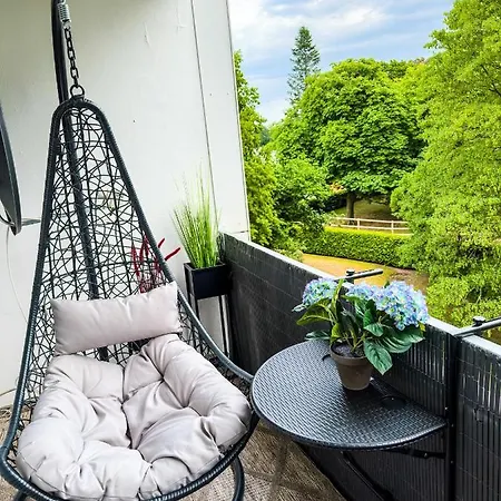 Messewohnung Fuer 5 Gaeste Mit Balkon Und Lift Hannover Esterno foto