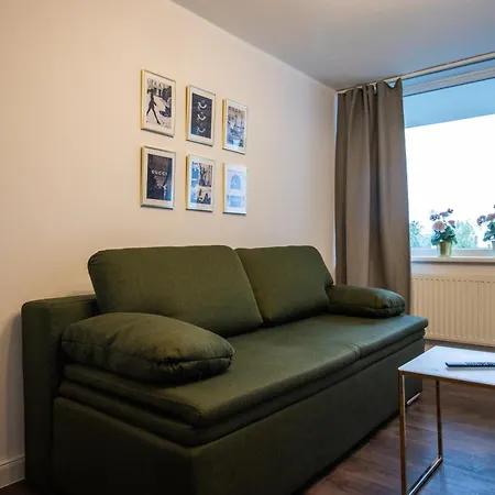 Messewohnung Fuer 5 Gaeste Mit Balkon Und Lift Hannover Esterno foto