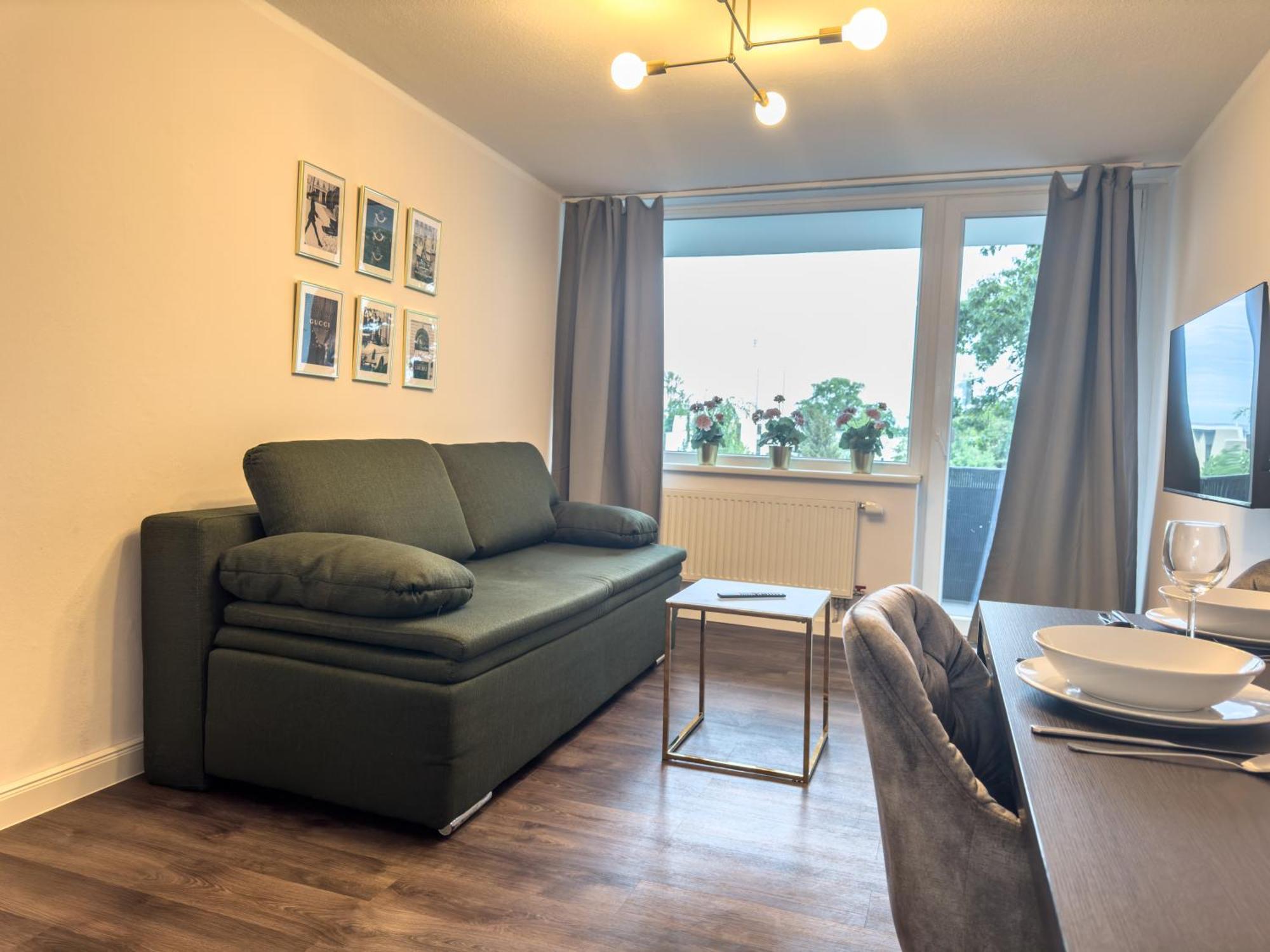 Messewohnung Fuer 5 Gaeste Mit Balkon Und Lift Appartement *